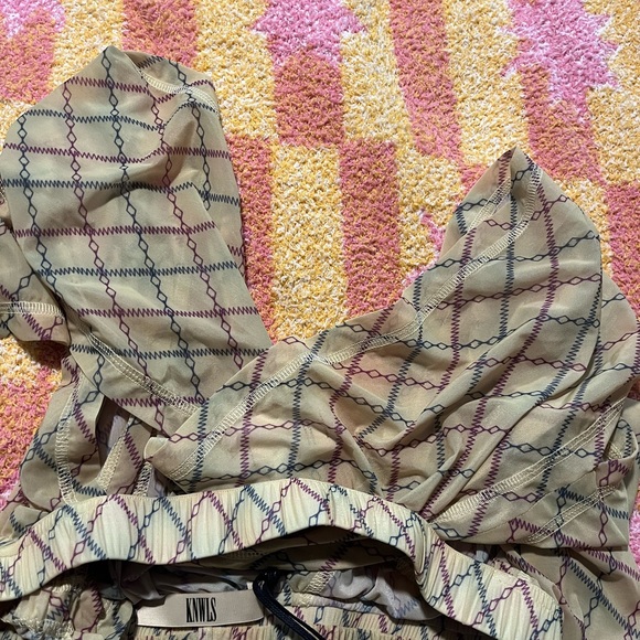 KNWLS Top - Picture 6 of 6